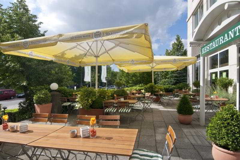 Holiday Inn Düsseldorf-Neuss, an IHG Hotel Restaurante foto